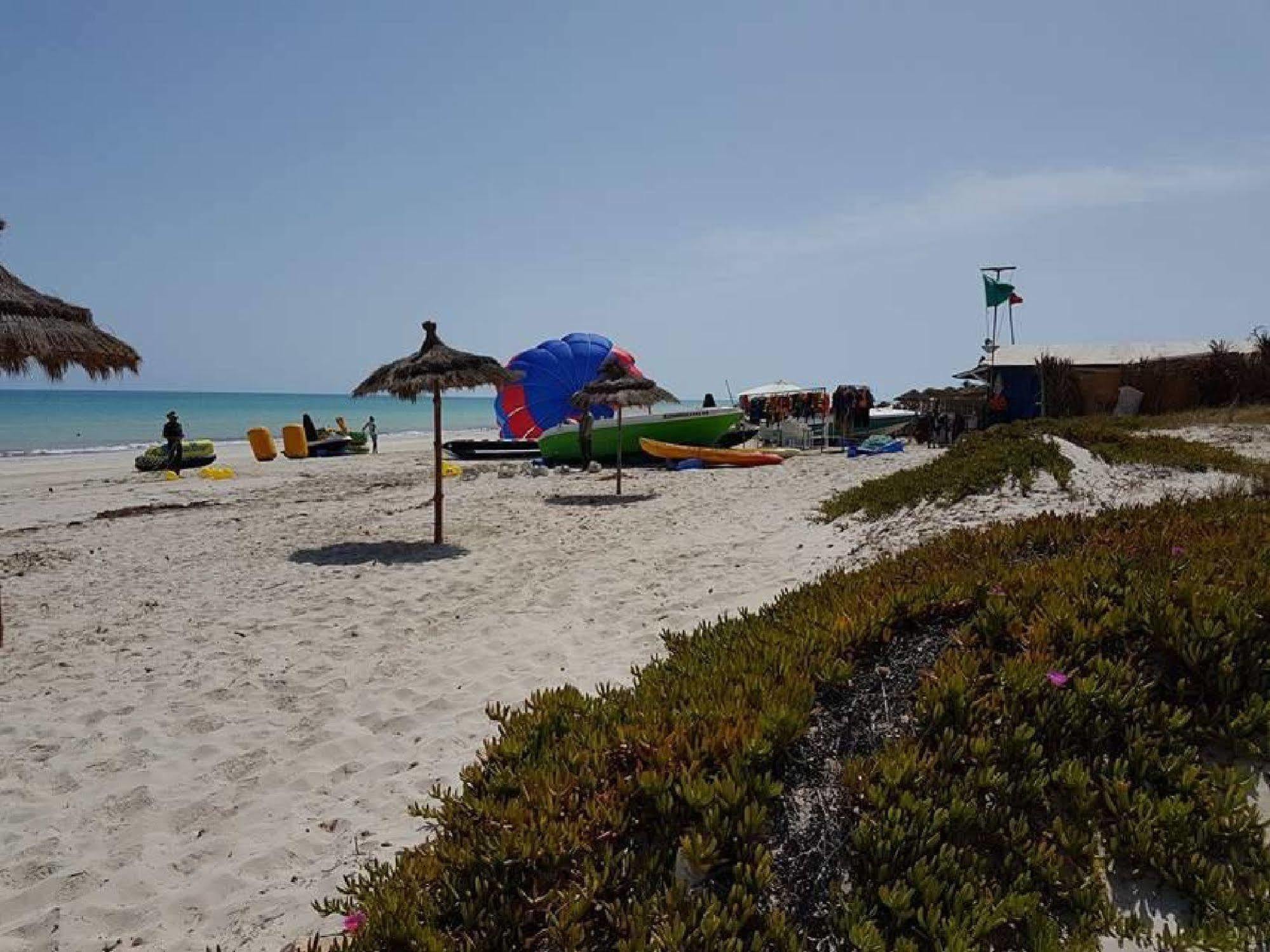 Villa Azur Djerba Mezraya Kültér fotó